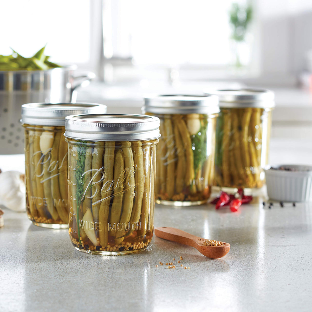 16-Ounce Glass Mason Jar with Lids and Bands, 12-Count K903698